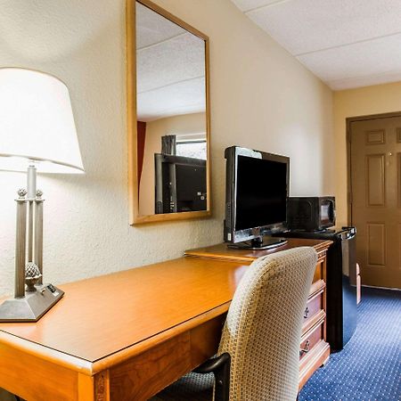 Rodeway Inn Charlotte Downtown Eksteriør billede