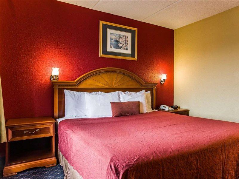 Rodeway Inn Charlotte Downtown Eksteriør billede