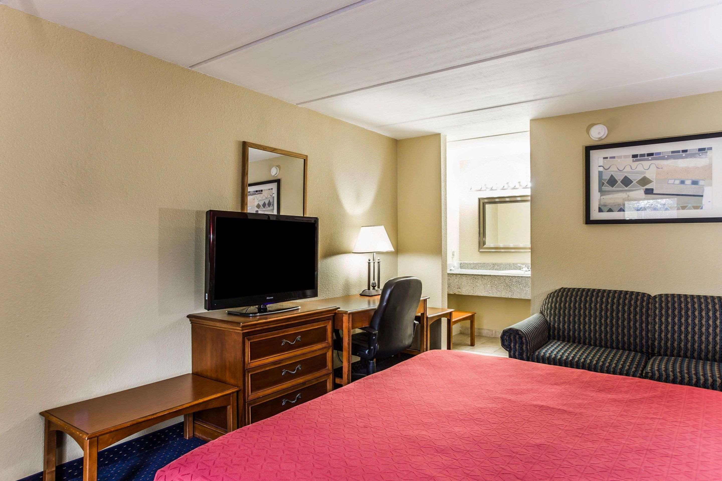 Rodeway Inn Charlotte Downtown Eksteriør billede