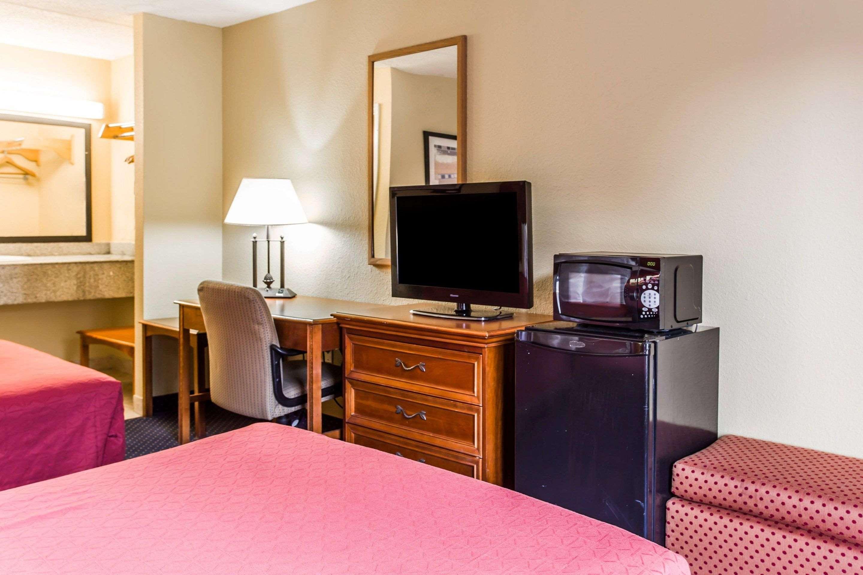 Rodeway Inn Charlotte Downtown Eksteriør billede